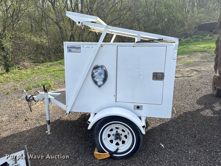 image for item FB7170 1995 Kustom Signals radar trailer