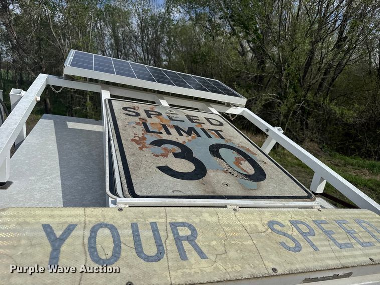 image for item FB7170 1995 Kustom Signals radar trailer