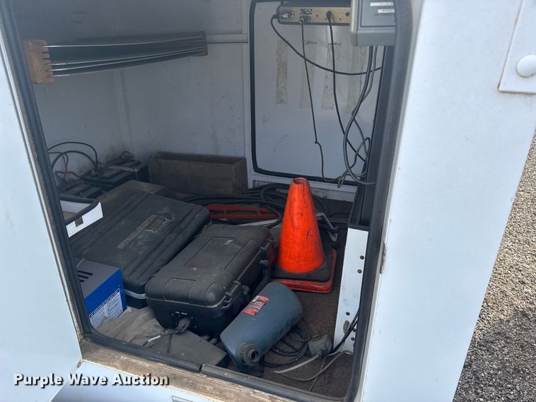 image for item FB7170 1995 Kustom Signals radar trailer