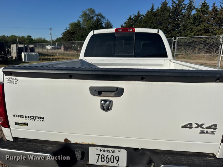 image for item FB7186 2007 Dodge Ram 1500 Ext. Cab pickup truck