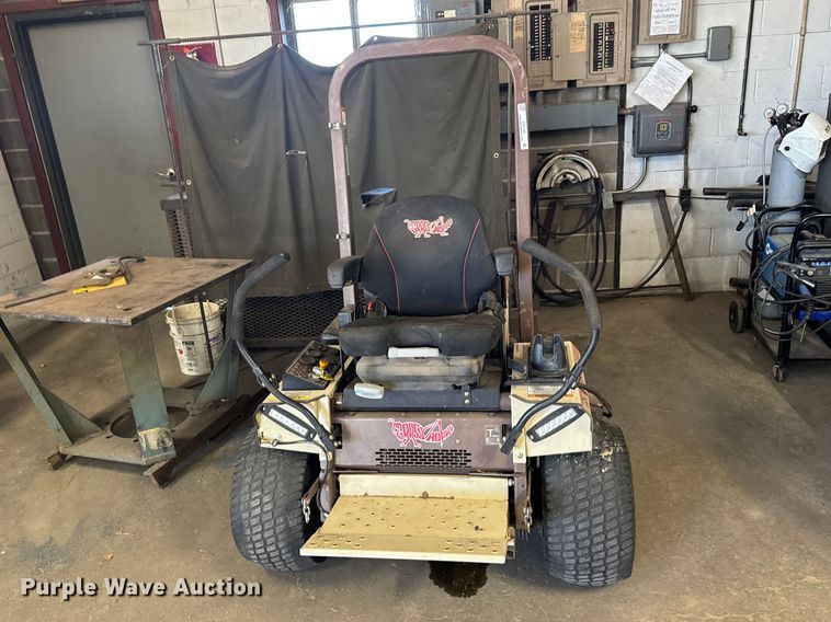 image for item FB7188 Grasshopper 725D ZTR lawn mower