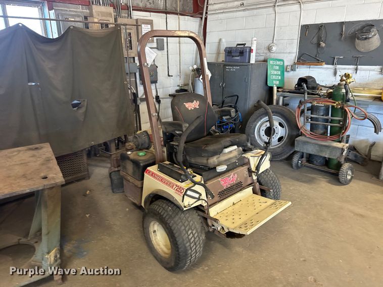 image for item FB7188 Grasshopper 725D ZTR lawn mower