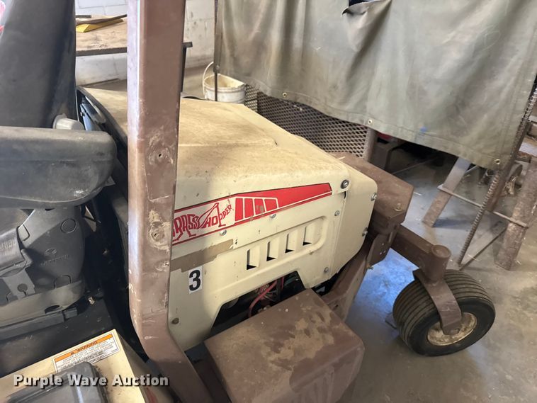 image for item FB7188 Grasshopper 725D ZTR lawn mower