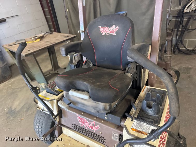image for item FB7188 Grasshopper 725D ZTR lawn mower