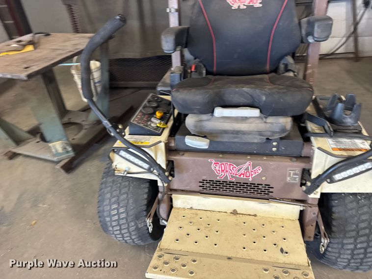 image for item FB7188 Grasshopper 725D ZTR lawn mower