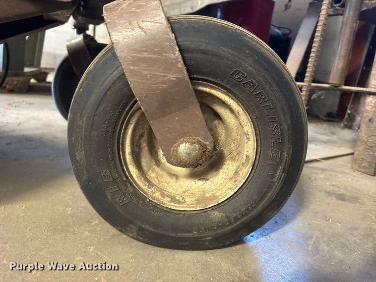 image for item FB7188 Grasshopper 725D ZTR lawn mower