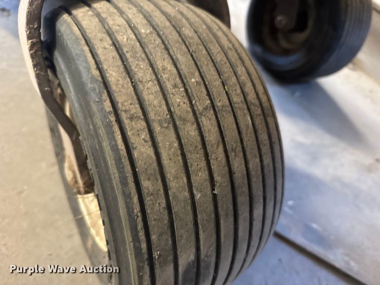 image for item FB7188 Grasshopper 725D ZTR lawn mower