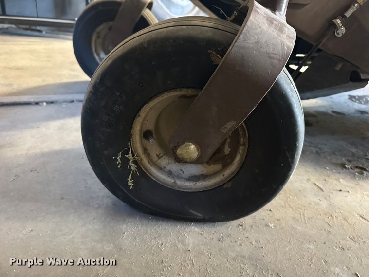 image for item FB7188 Grasshopper 725D ZTR lawn mower