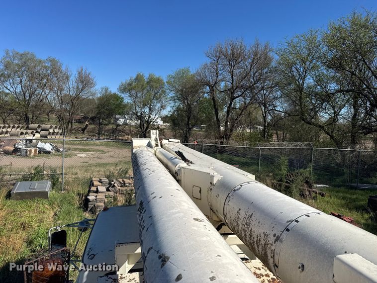 image for item FB7190 1988 Ford C8000 bucket truck