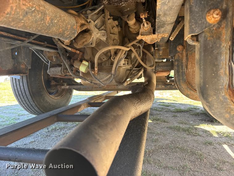 image for item FB7191 2006 Ford F650 Super Duty dump truck