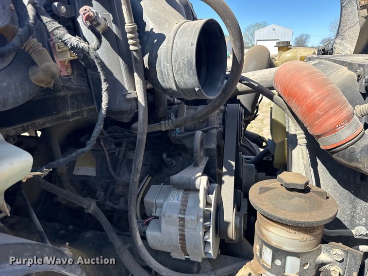 image for item FB7191 2006 Ford F650 Super Duty dump truck