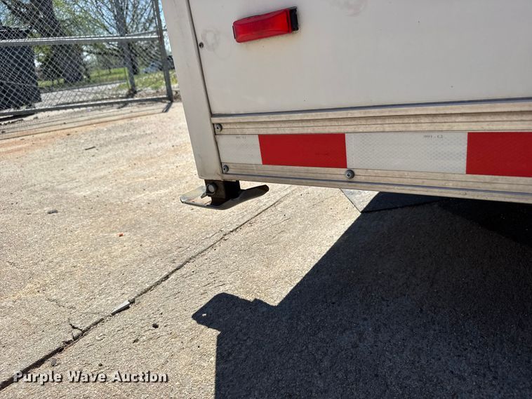 image for item FB7193 2007 Pace American CS8522TA3 enclosed cargo trailer