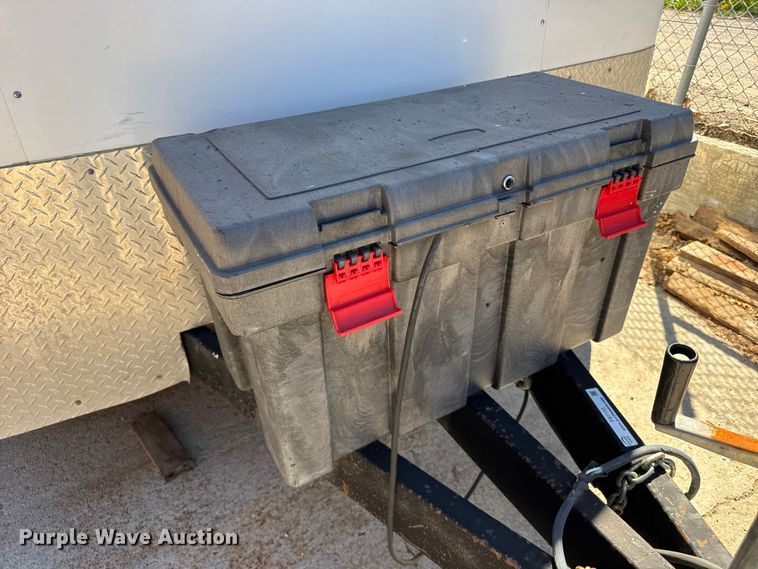 image for item FB7193 2007 Pace American CS8522TA3 enclosed cargo trailer