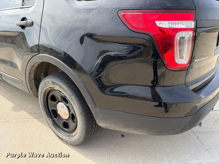 image for item FB8037 2015 Ford Explorer Police Interceptor SUV