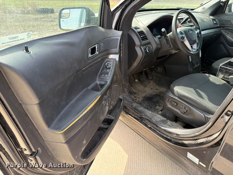 image for item FB8037 2015 Ford Explorer Police Interceptor SUV