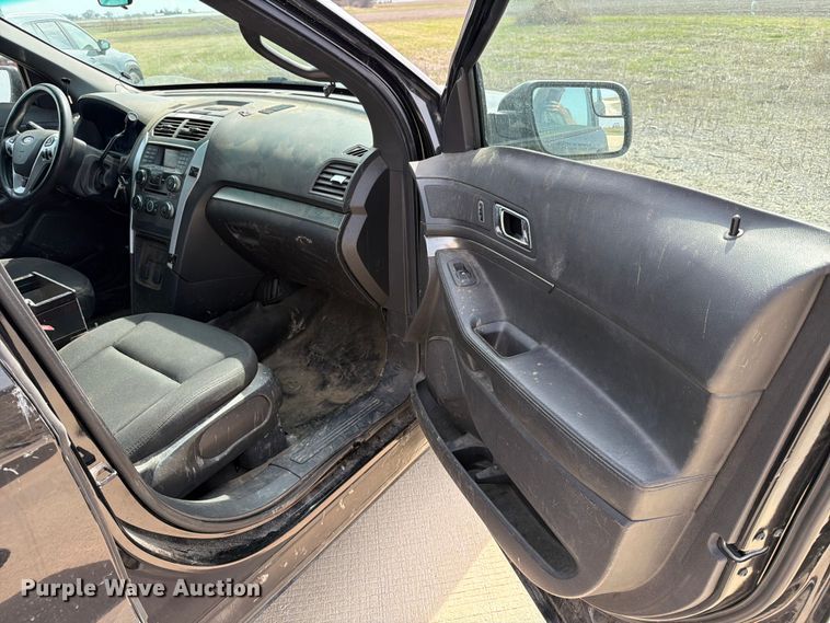 image for item FB8037 2015 Ford Explorer Police Interceptor SUV