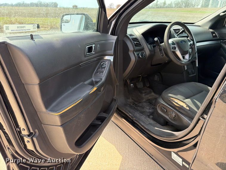 image for item FB8038 2015 Ford Explorer Police Interceptor SUV