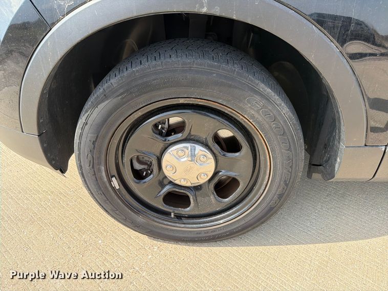 image for item FB8038 2015 Ford Explorer Police Interceptor SUV