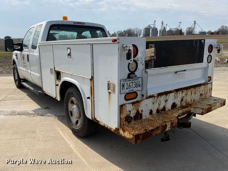 image for item FB8039 2008 Ford F350 Super Duty XL Ext. Cab utility bed pickup truck