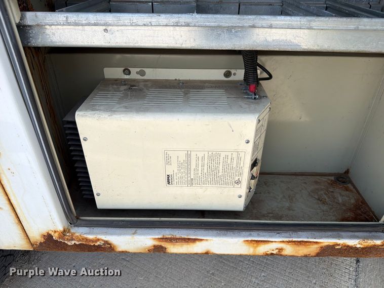 image for item FB8039 2008 Ford F350 Super Duty XL Ext. Cab utility bed pickup truck