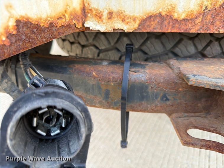 image for item FB8039 2008 Ford F350 Super Duty XL Ext. Cab utility bed pickup truck