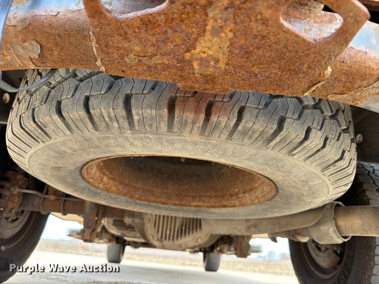 image for item FB8039 2008 Ford F350 Super Duty XL Ext. Cab utility bed pickup truck