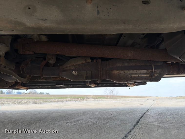 image for item FB8039 2008 Ford F350 Super Duty XL Ext. Cab utility bed pickup truck