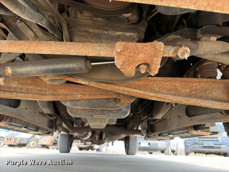 image for item FB8039 2008 Ford F350 Super Duty XL Ext. Cab utility bed pickup truck