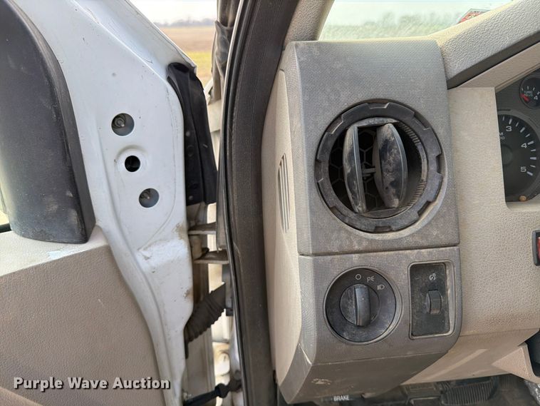 image for item FB8039 2008 Ford F350 Super Duty XL Ext. Cab utility bed pickup truck