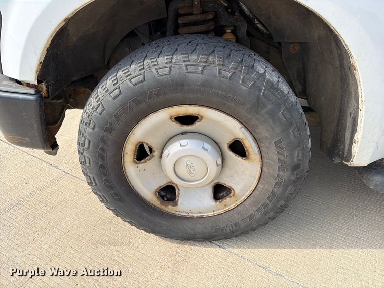 image for item FB8039 2008 Ford F350 Super Duty XL Ext. Cab utility bed pickup truck