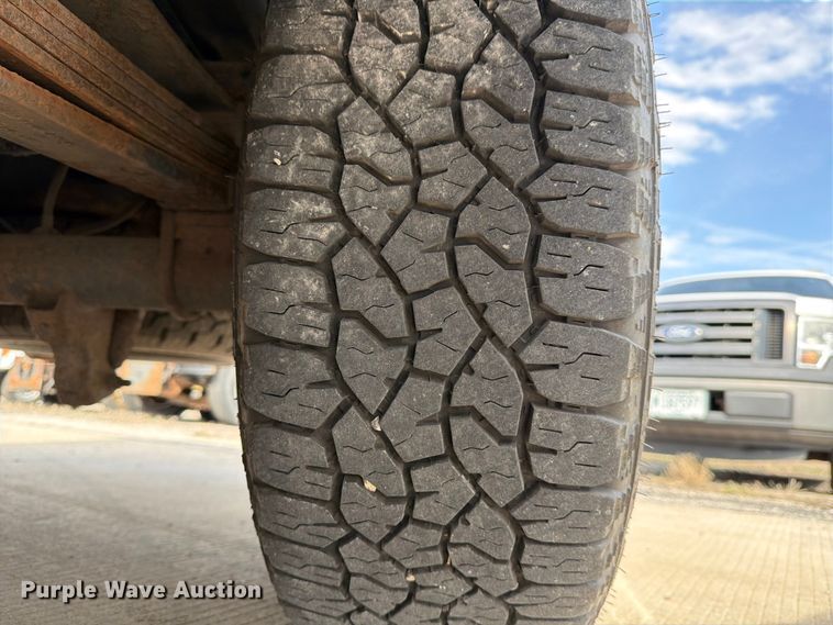 image for item FB8039 2008 Ford F350 Super Duty XL Ext. Cab utility bed pickup truck