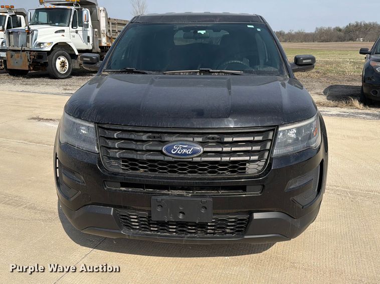 image for item FB8040 2017 Ford Explorer Police Interceptor SUV