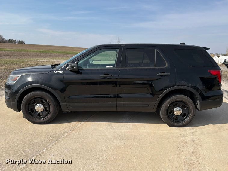 image for item FB8040 2017 Ford Explorer Police Interceptor SUV