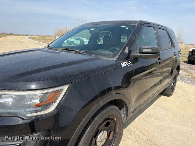 image for item FB8040 2017 Ford Explorer Police Interceptor SUV