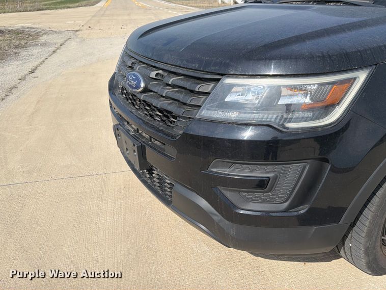 image for item FB8040 2017 Ford Explorer Police Interceptor SUV