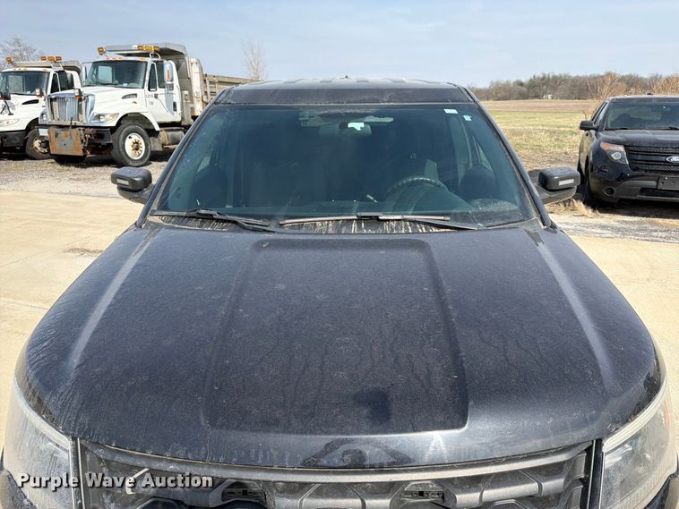 image for item FB8040 2017 Ford Explorer Police Interceptor SUV