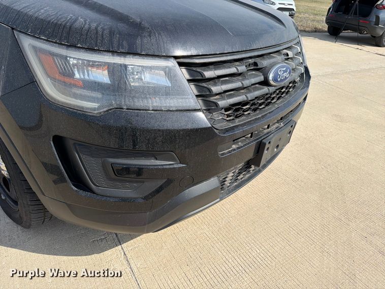 image for item FB8040 2017 Ford Explorer Police Interceptor SUV