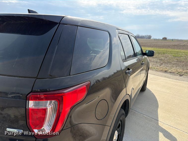 image for item FB8040 2017 Ford Explorer Police Interceptor SUV