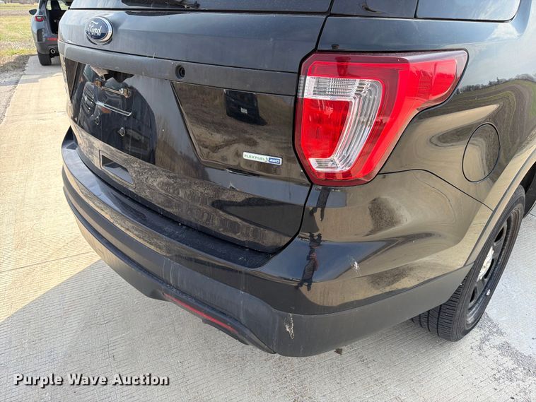 image for item FB8040 2017 Ford Explorer Police Interceptor SUV