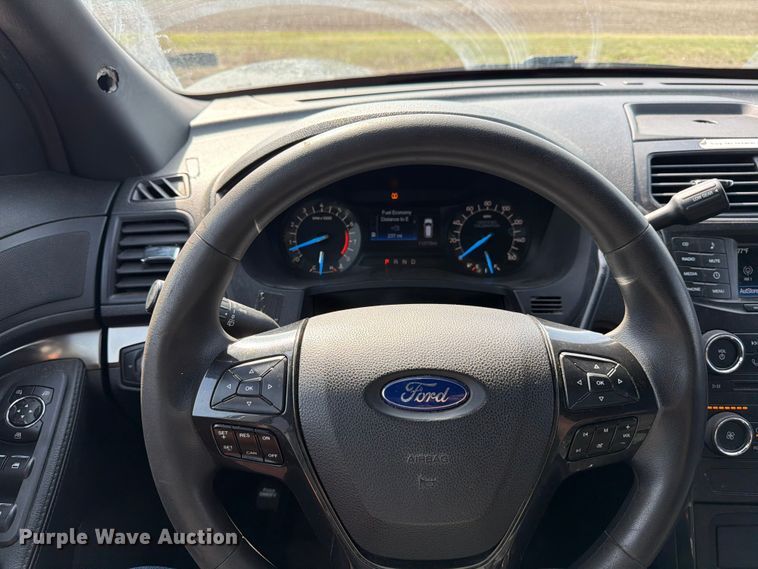 image for item FB8040 2017 Ford Explorer Police Interceptor SUV