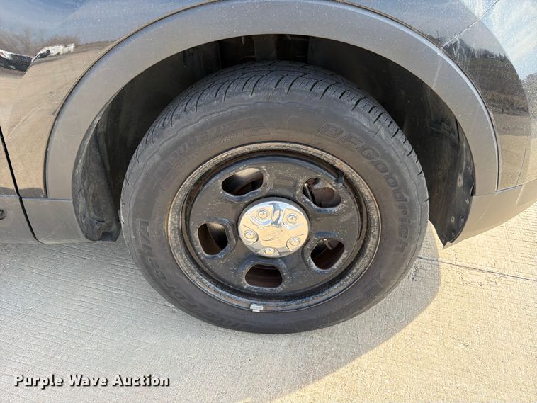 image for item FB8040 2017 Ford Explorer Police Interceptor SUV