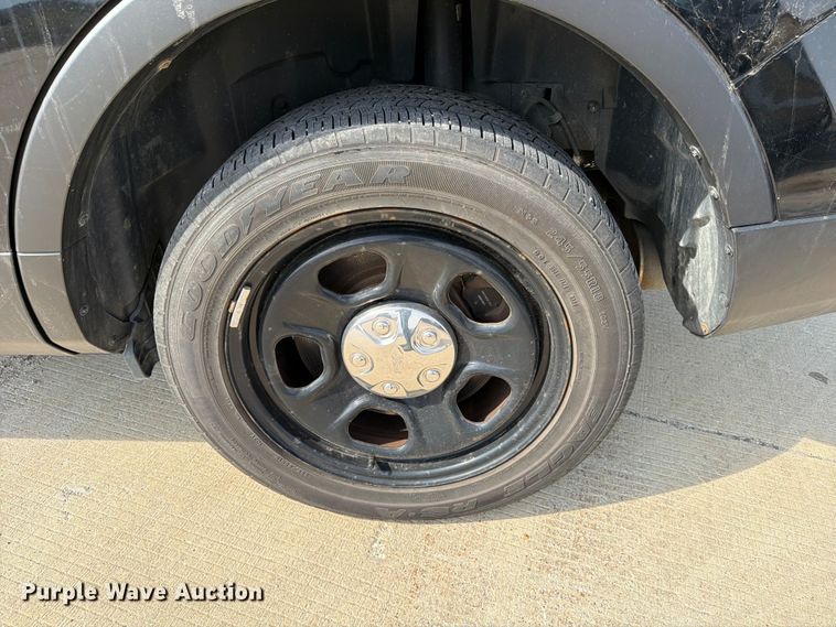 image for item FB8040 2017 Ford Explorer Police Interceptor SUV