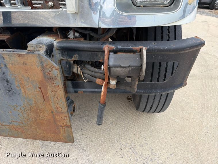 image for item FB8041 2006 International 7400 dump truck