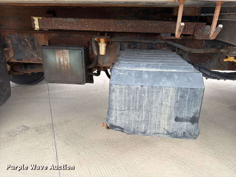 image for item FB8041 2006 International 7400 dump truck