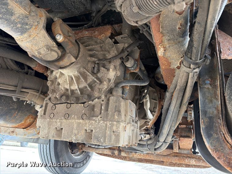 image for item FB8041 2006 International 7400 dump truck