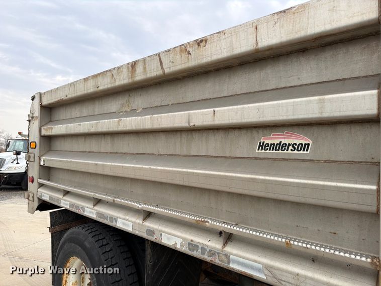 image for item FB8041 2006 International 7400 dump truck