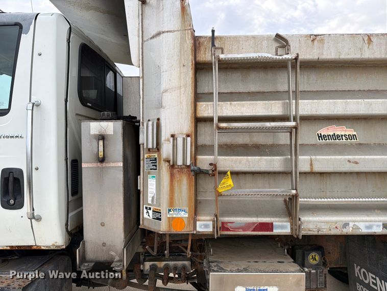 image for item FB8041 2006 International 7400 dump truck