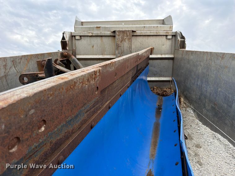 image for item FB8041 2006 International 7400 dump truck