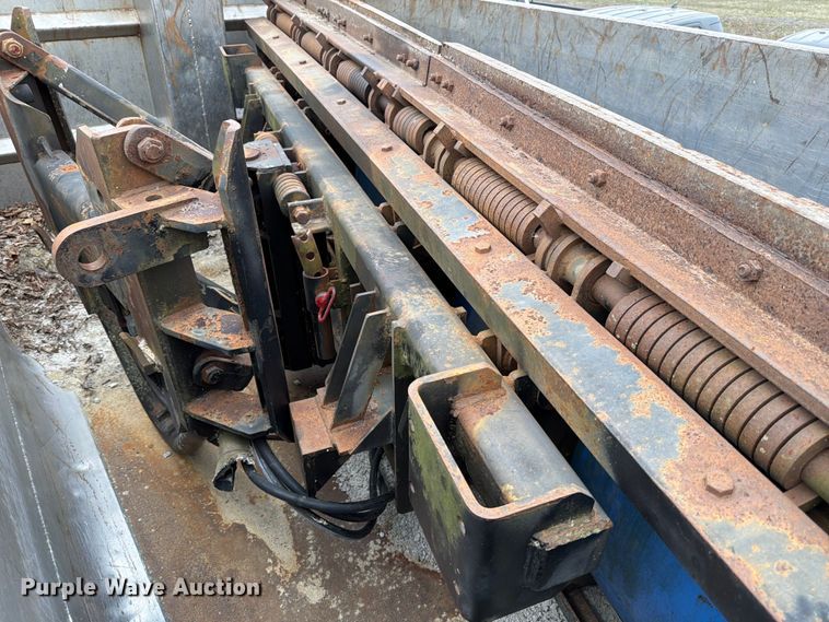 image for item FB8041 2006 International 7400 dump truck