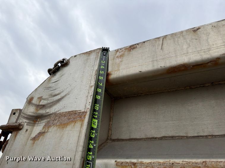 image for item FB8041 2006 International 7400 dump truck